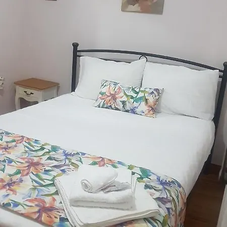 Апартаменты Mary's Art House In The Center Of Old Town